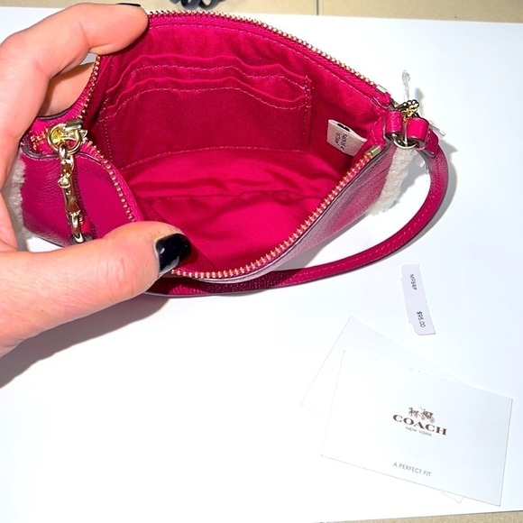 Coach Raspberry Pink Pebbled Leather Shearing Wristlet - New with Tags - Picture 6 of 6